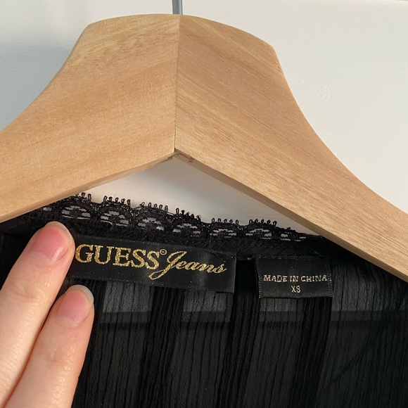 Shear black guess blouse - Picture 5 of 5